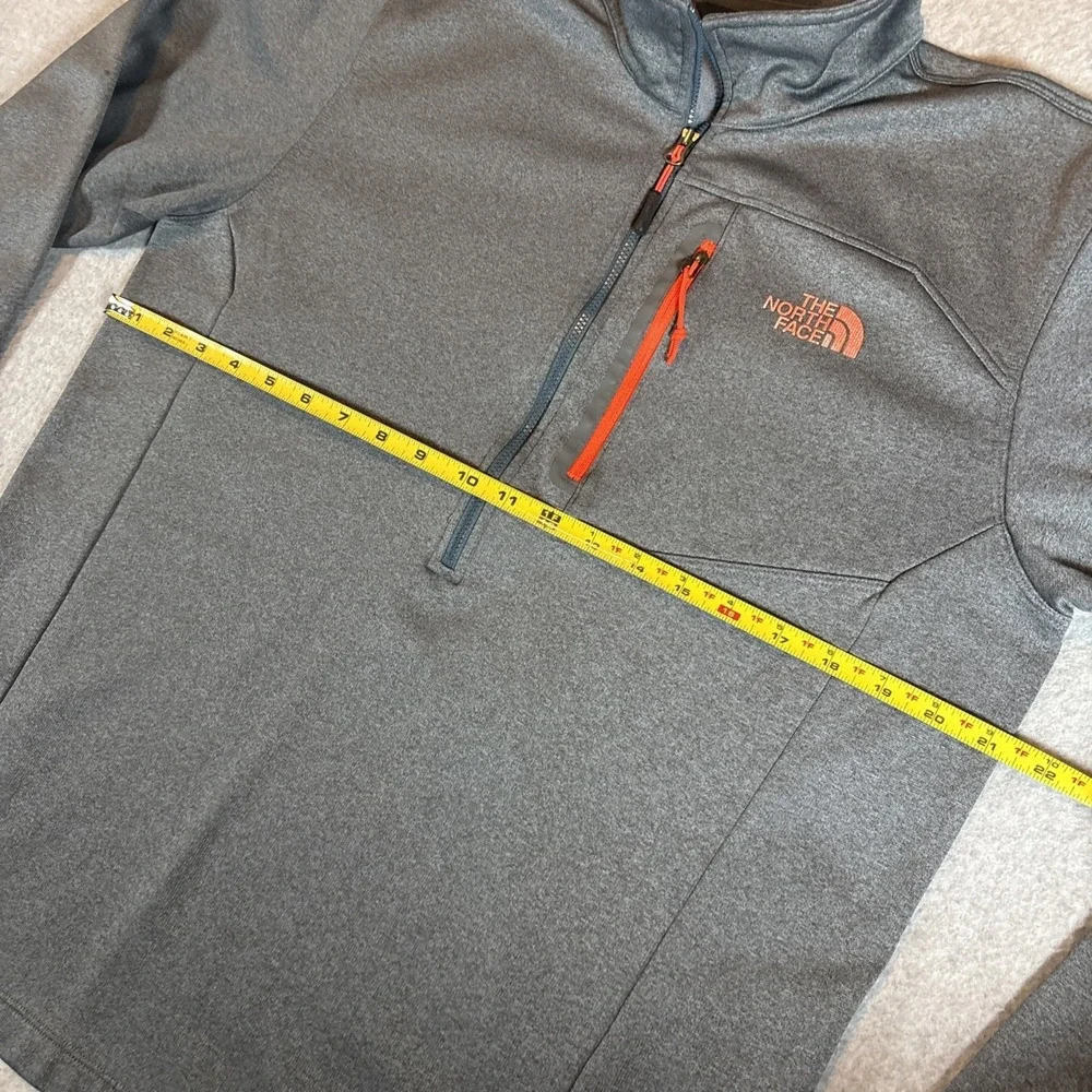 NORTH FACE GRAY ATHLETIC JACKET W/ ORANGE LOGO & HALF ZIPPER MENS L EXCELLENT